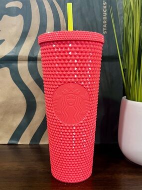 💖 Starbucks Summer 2022 Bling Studded Dragon Fruit Tumbler Venti 24oz Cold Cup